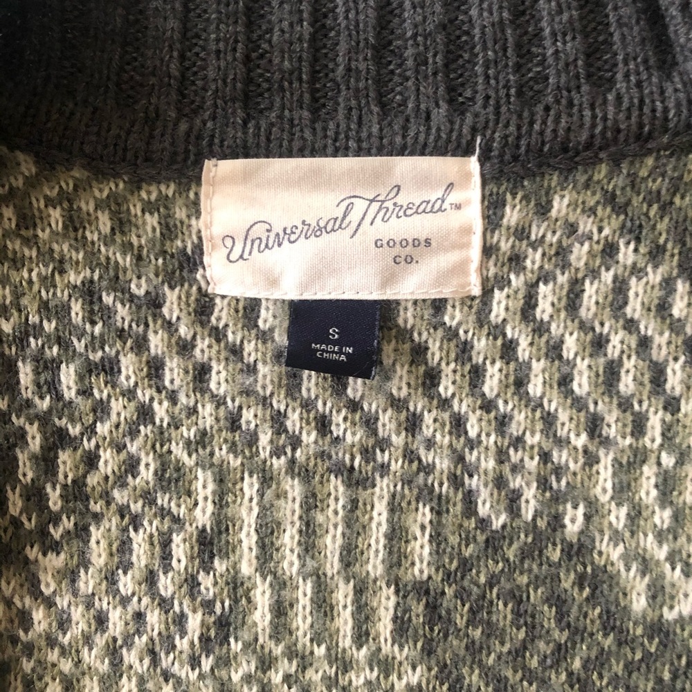 Target Universal Thread Camo Sweater - Picture 2 of 2